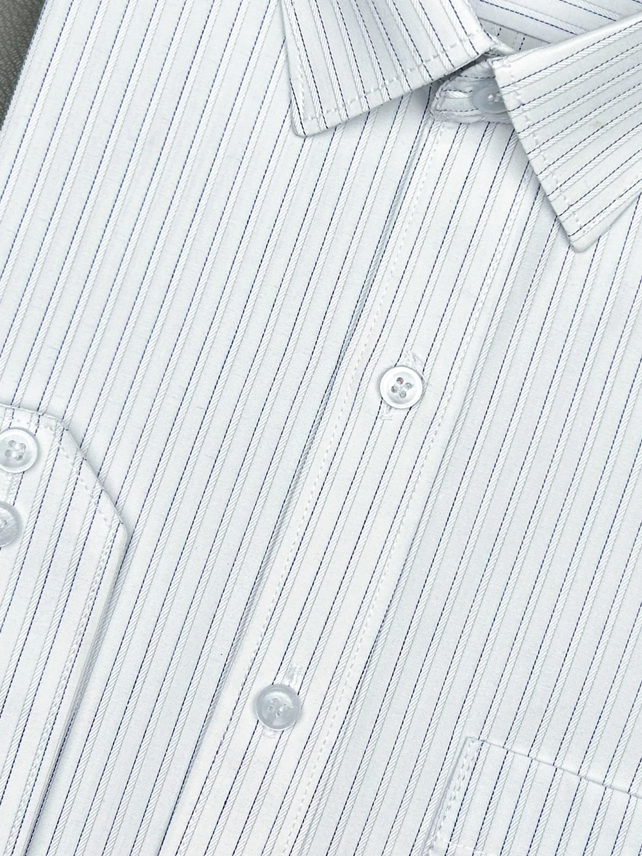 Blue Pencil Lines Formal Dress Shirt For Men MFS153