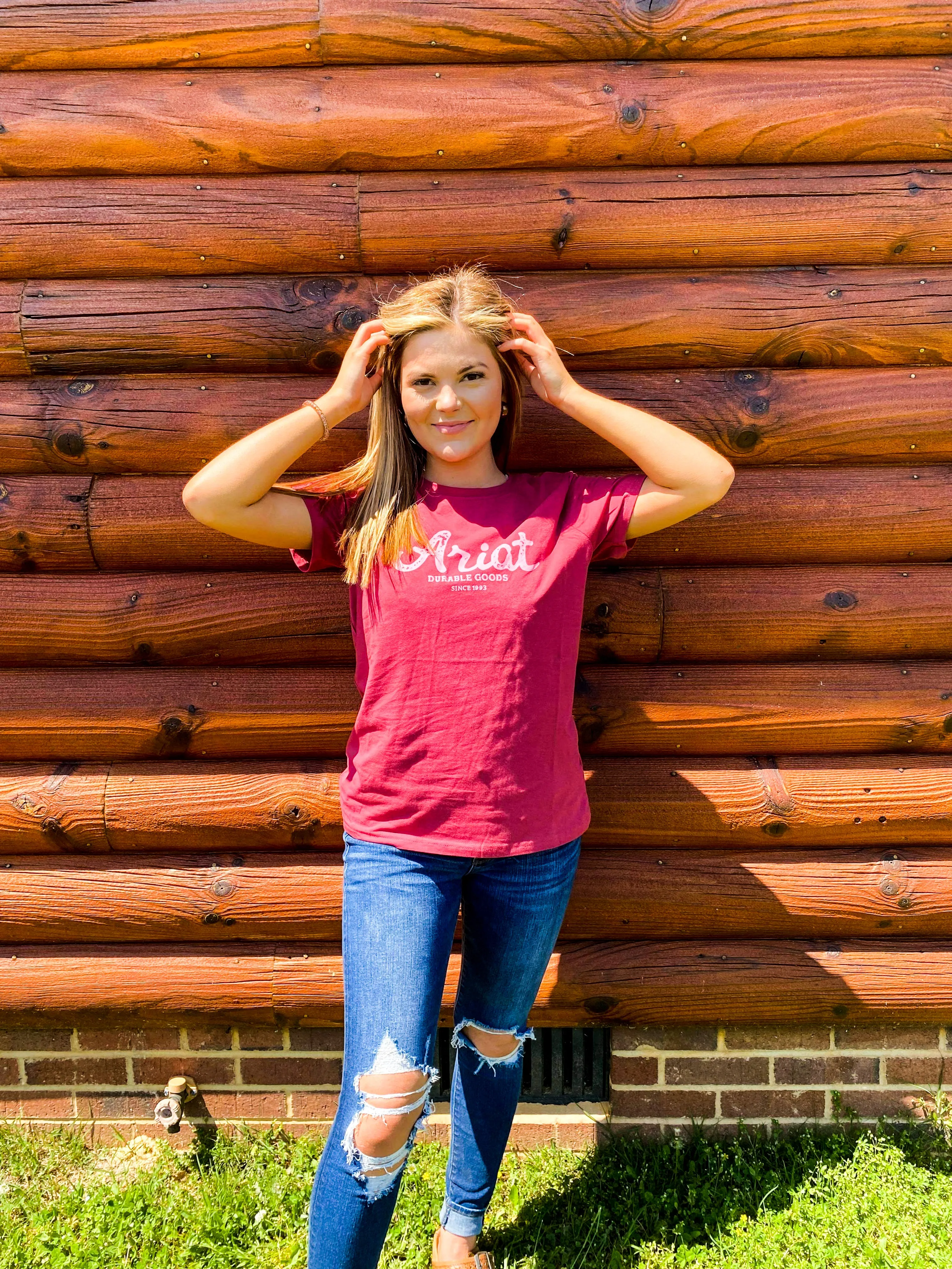 Earth Red Ariat Graphic