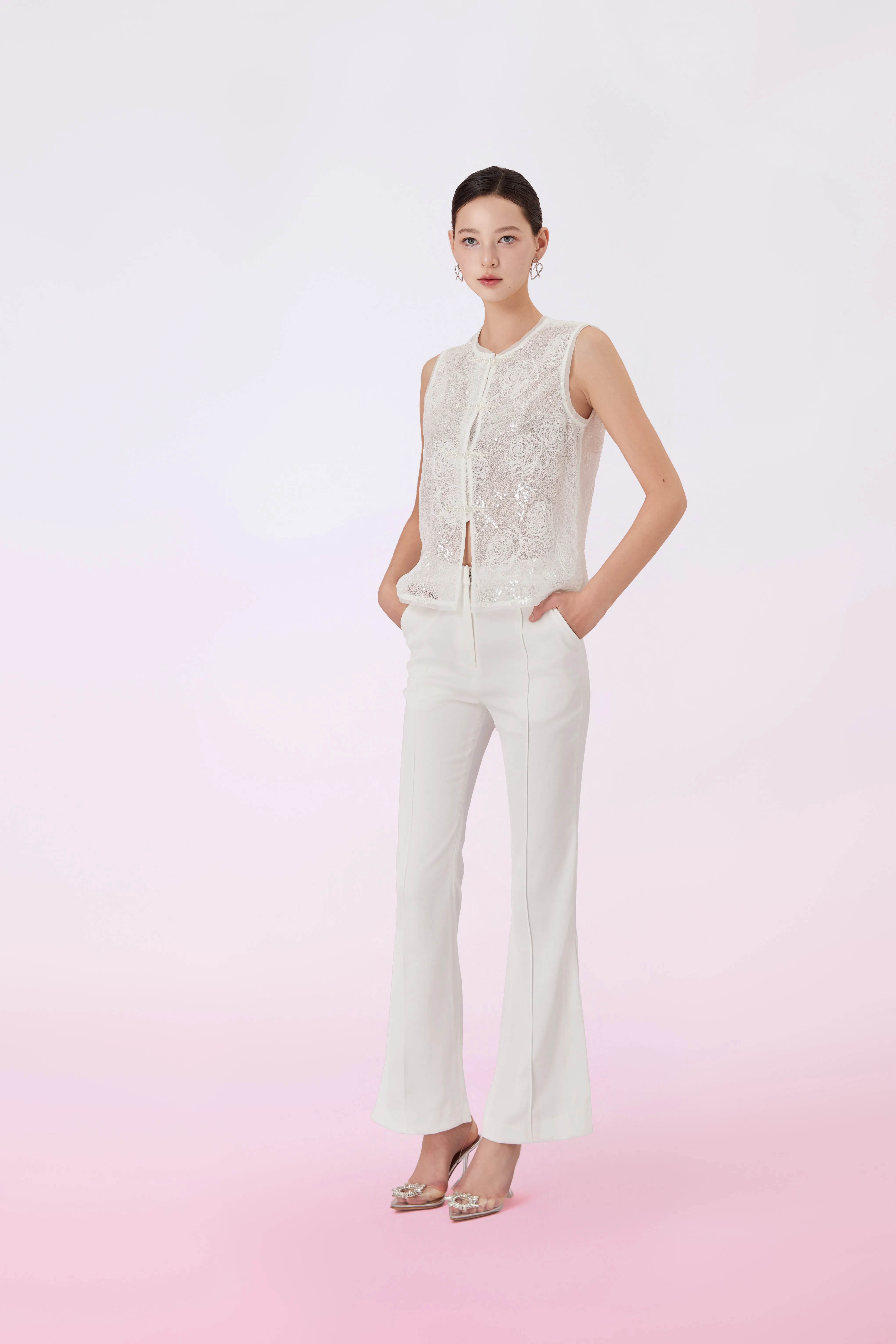 Gavi White Rose Lace Sleeveless Top