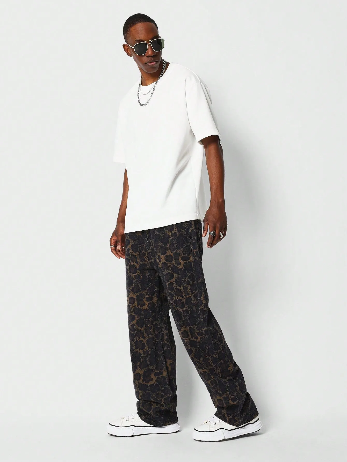 Loose Fit Jean With Leopard Print