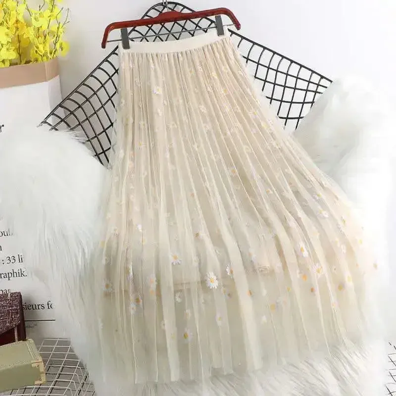LVSANW Skirts Women Daisy-printed Ins Mesh A-line Loose 3 Layers Half-body Womens Elegant Ladies Pleated Long Midi Faldas Slim Simple