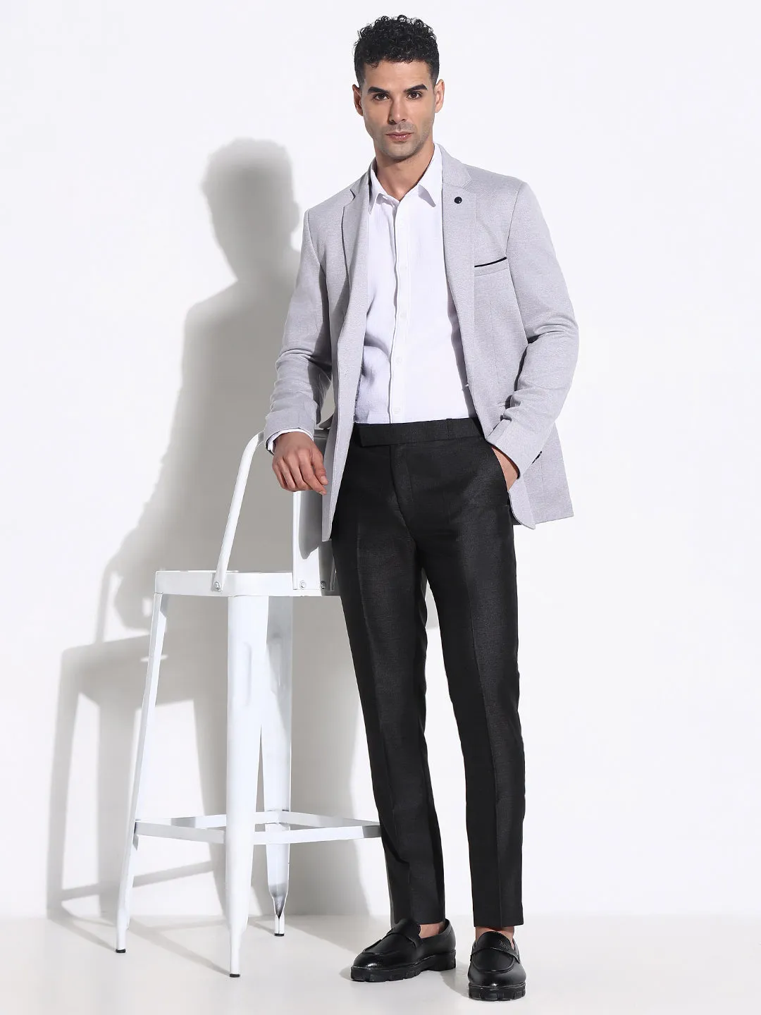 Men Grey Slim-Fit Single-Breasted Blazers